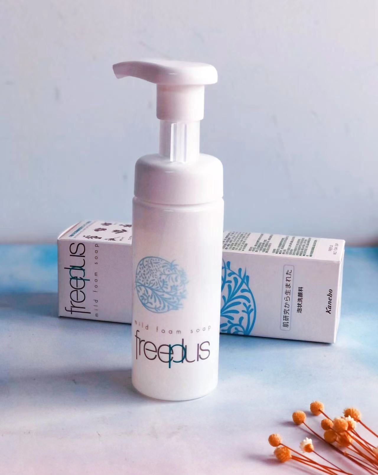 Freeplus Mild Cleansing Soap 150ml 芙丽芳丝舒柔洁面泡沫