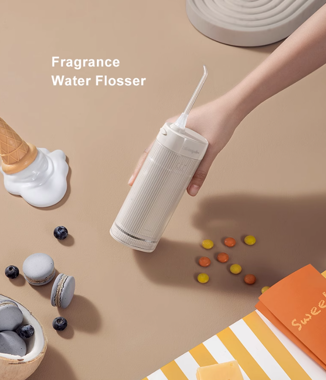 GIICARE Portable Fragrance Water Flosser V10 集致香氛便携冲牙器