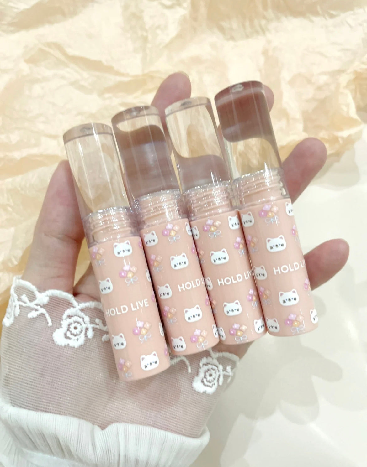 HOLD LIVE Cat Mirror Light Lip Gloss Holdlive猫咪水光唇釉 2.4g