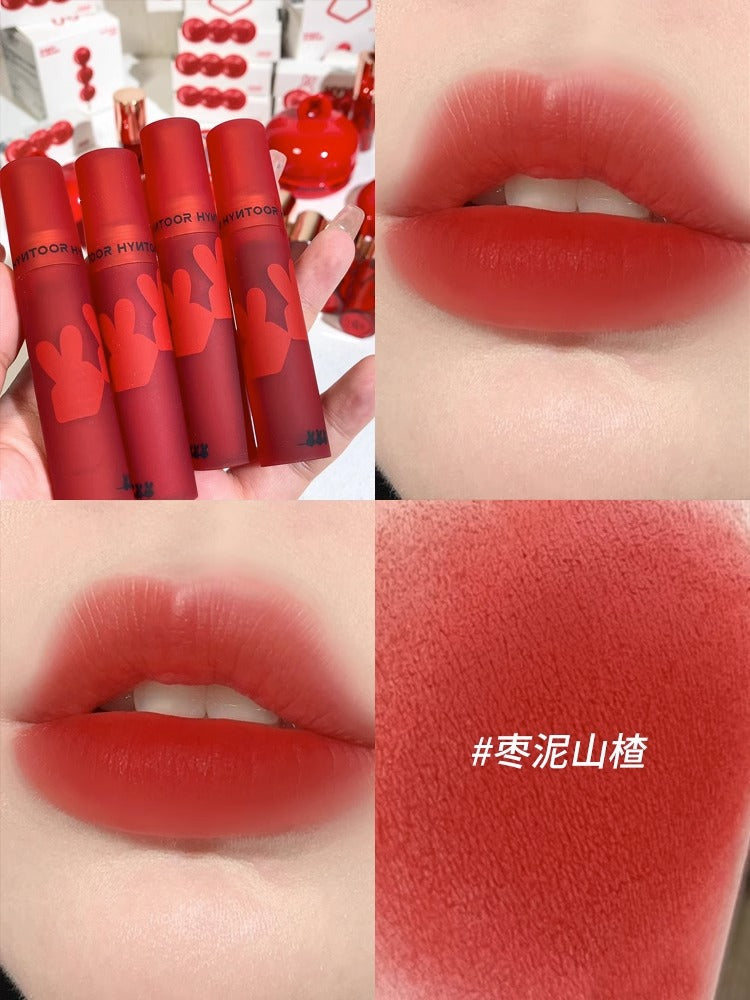 HYNTOOR Nourishing Candied Hawthorn Lip Glaze Lip Mud 2.2g 黑兔滋润糖葫芦唇釉唇泥