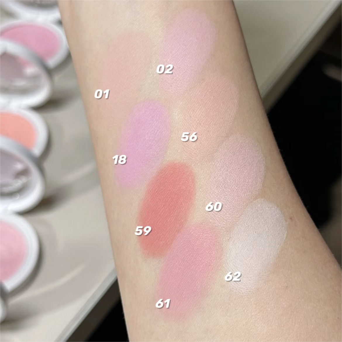 Jill Leen GG BOND Single-Color Soft Mist Vibrant Blush 3g 玖丽猪猪侠单色柔雾缤纷腮红