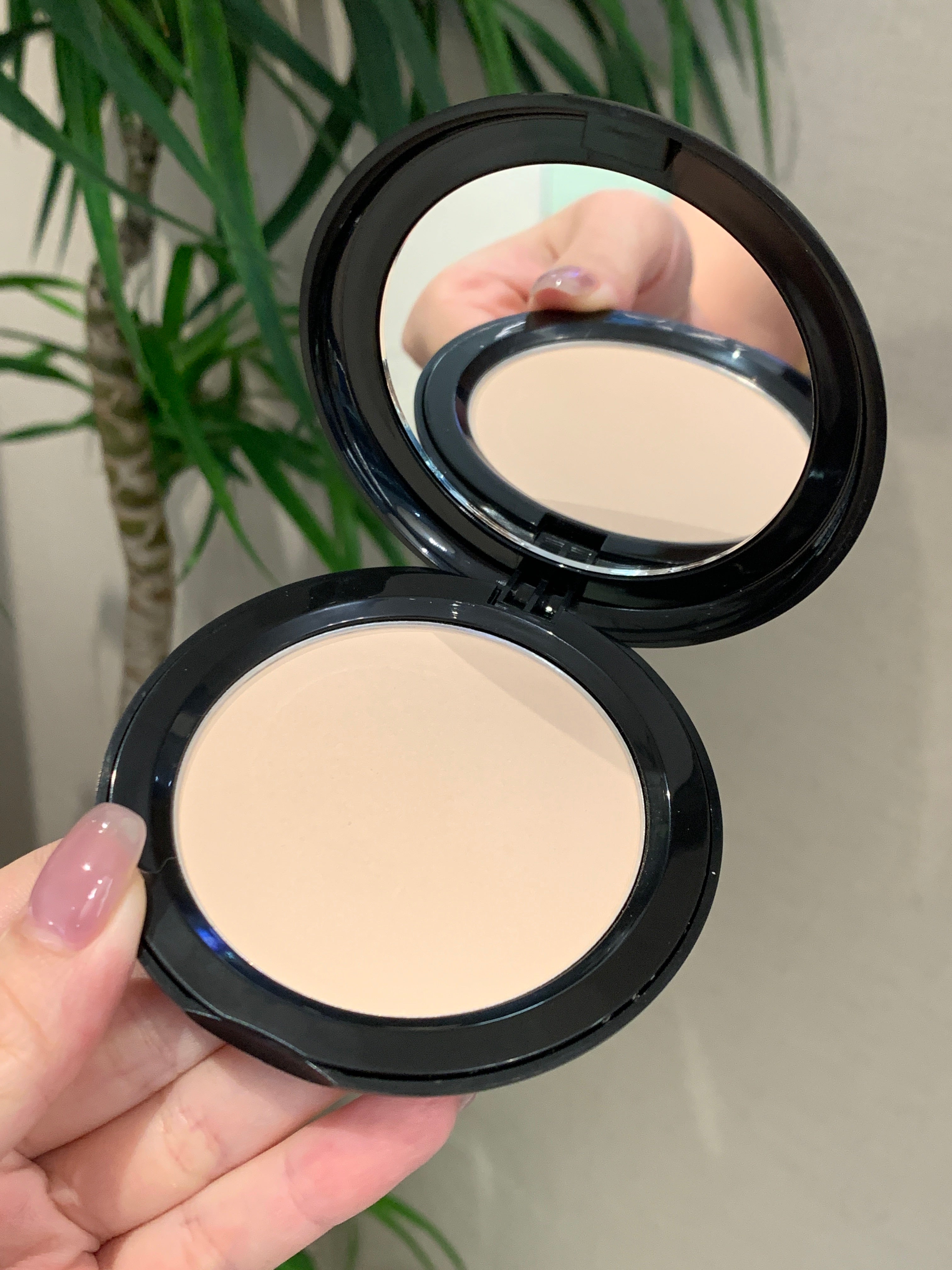 JohnJeff Natural Mineral Pressed Powder Foundation 8g JohnJeff 天然矿物粉饼