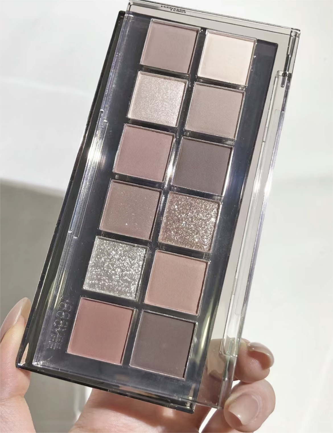 Joocyee 12 Shades Eyeshadow Palette 14g 酵色十二色眼影盘