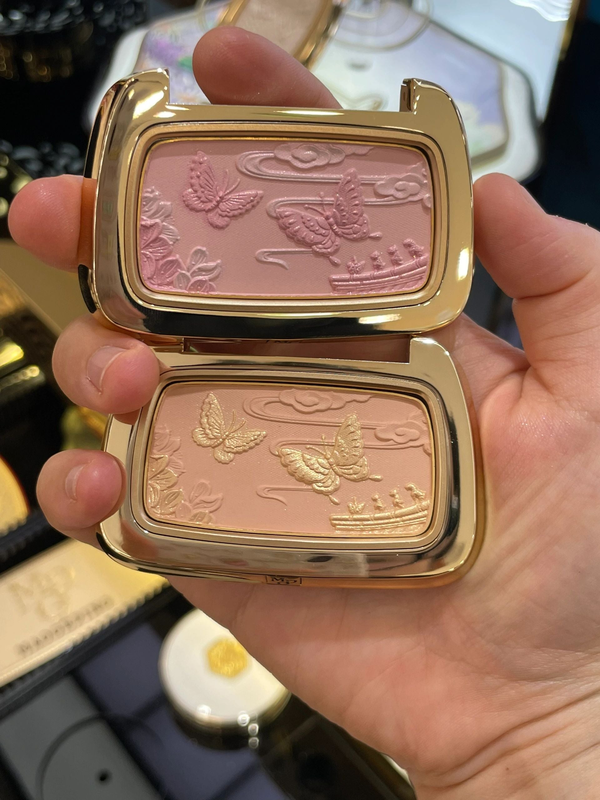 MAOGEPING Forbidden City 5th - Butterfly In Flowers Series Blusher Palette 4.5g 毛戈平故宫第五季蝶戏漫彩腮红