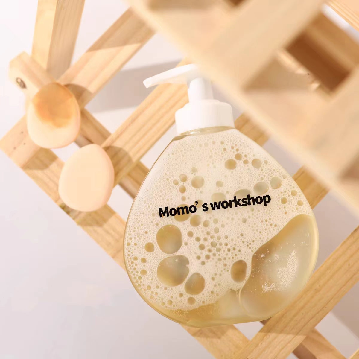 Momo's Workshop Makeup Sponge Brush Cleanser 255ml 毛吉吉粉扑化妆刷清洗剂