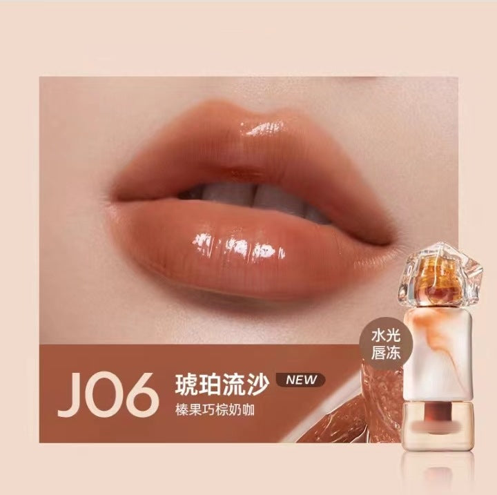 Mistine Thai Latte Juicy Lip Glaze 2.6g 蜜丝婷泰式奶咖水光唇冻