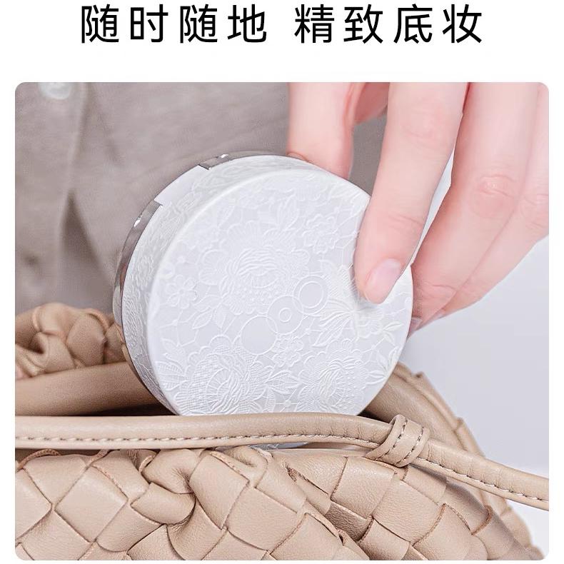 Out of Office Two in One Dual Layer Powder Cream 11g+6g OOO双层气垫粉饼二合一底妆粉膏