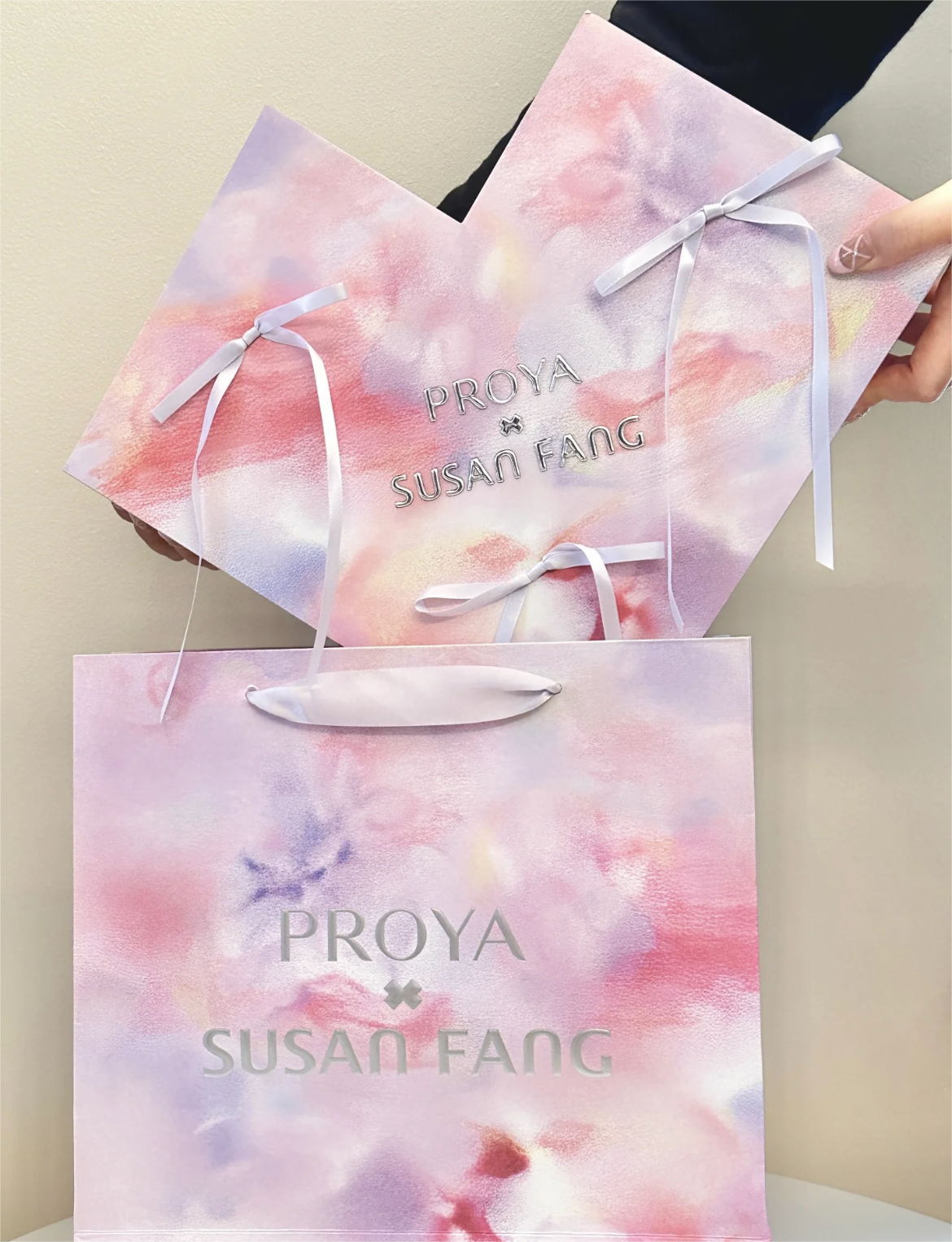 Proya QiXi Limited Edition SUSAN FANG Co-Branded Day-Night Anti Aging Gift Set 珀莱雅七夕限定SUSAN FANG联名早C晚A礼盒